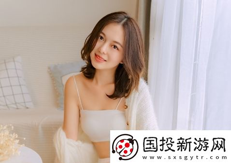 游泳館里的兩個(gè)教練孟月月專業(yè)優(yōu)秀友：教學(xué)質(zhì)量真是太高了！