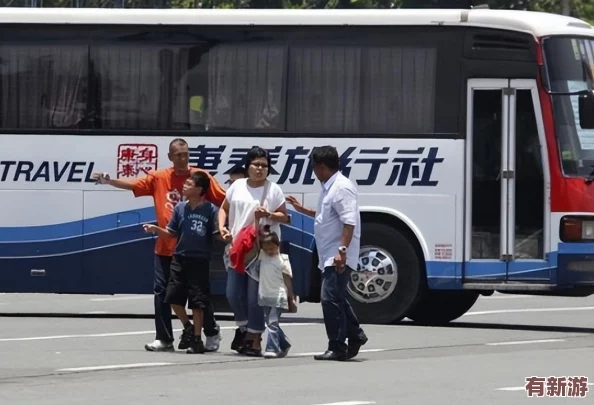 啊輕點灬大巴太粗太-乘客投訴司機駕駛不當(dāng)引發(fā)安全隱患-呼吁加強交通管理措施