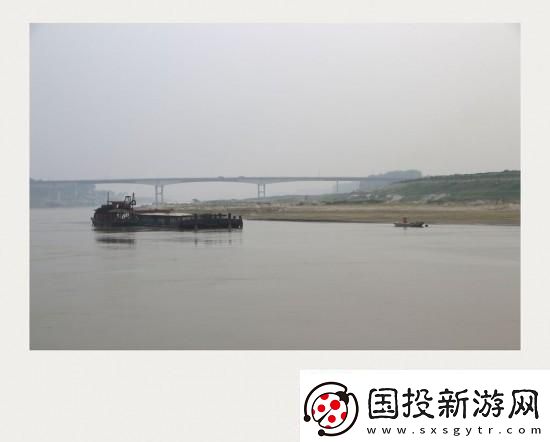 “岳口我”狂想曲：引爆熱情的科技鬧劇