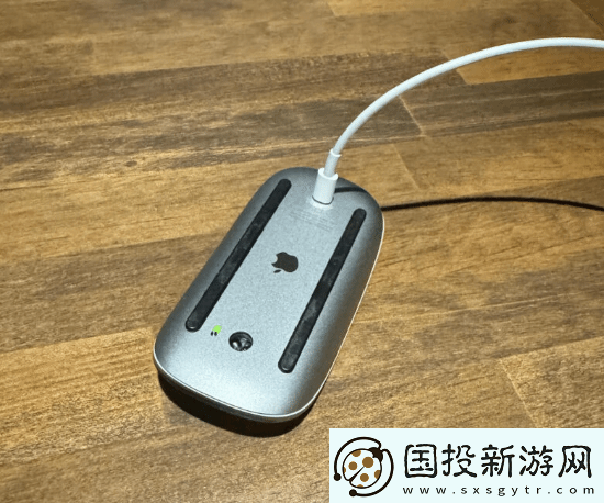 蘋果新款妙控鼠標充電方式遭吐槽：將近10年一直沒改