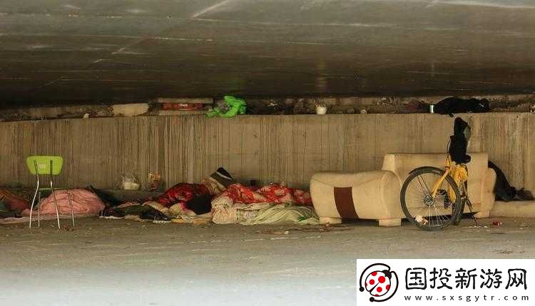 流浪漢把我拉進橋底：可怕經(jīng)歷